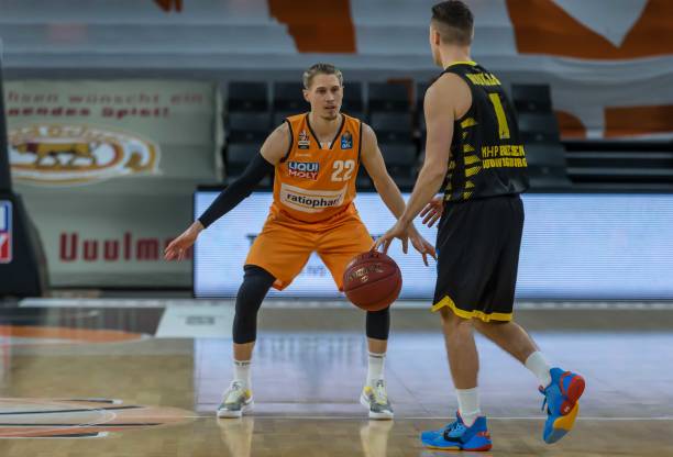 手12个篮 手12个篮