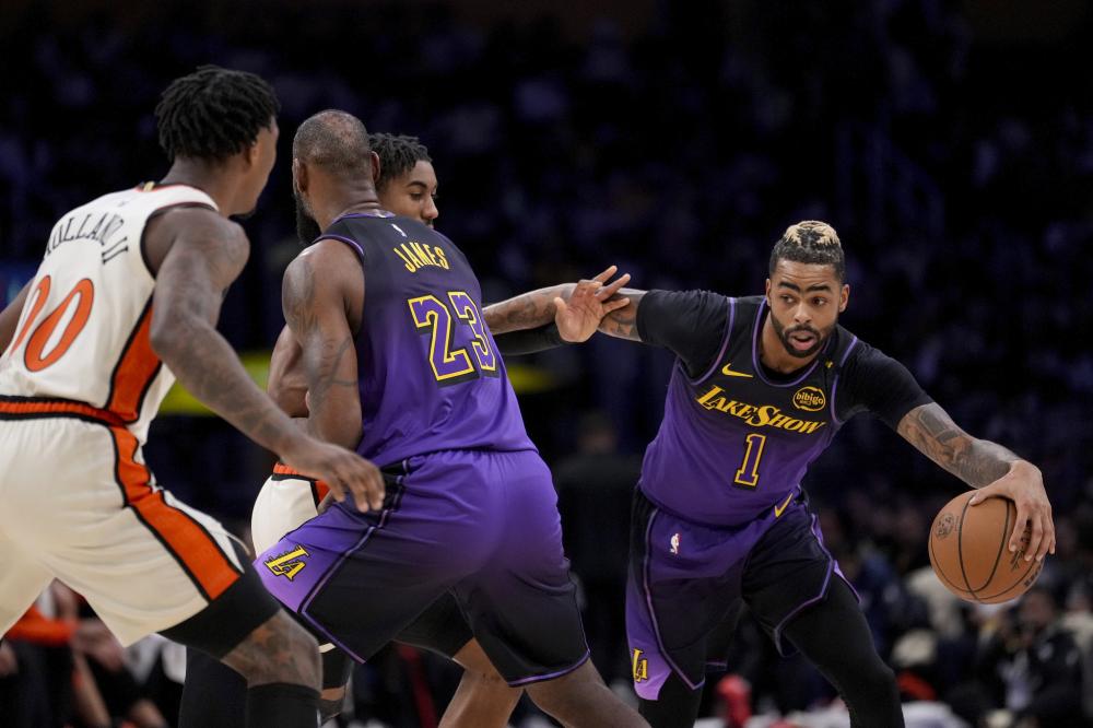 聚集观赛的 聚集观赛的